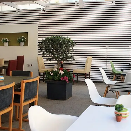 Hotel Saronis Hotel (Adults Only) 2*